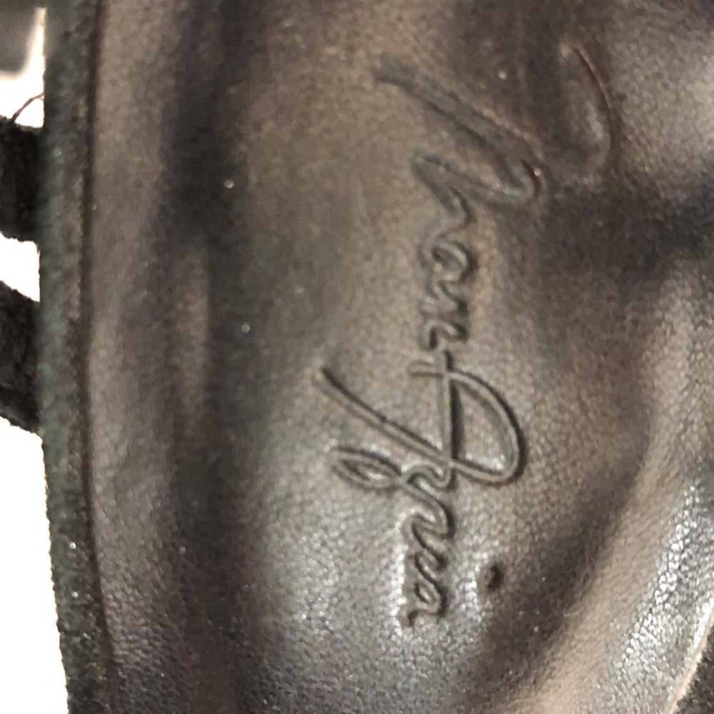 Max Azria - Picture 6 of 7